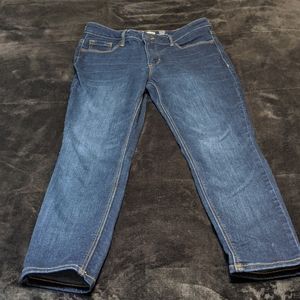 Old Navy Rockstar Jeans size 10 Short